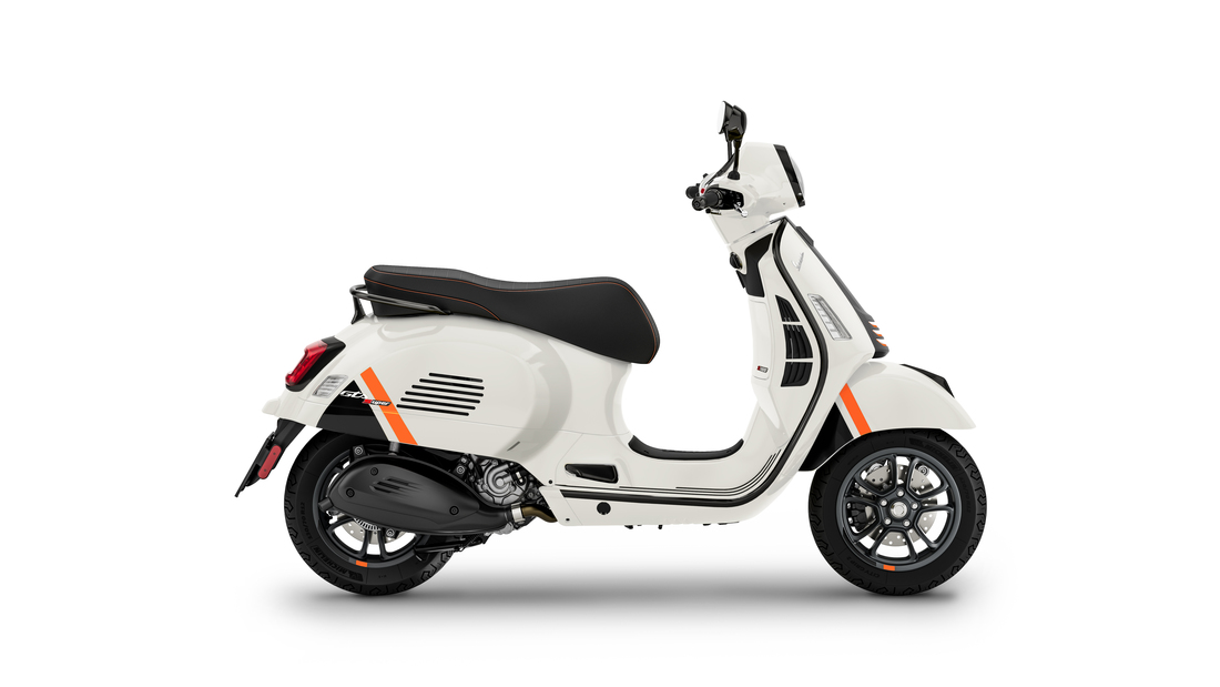 Vespa New GTS 300 HPE Super Sport