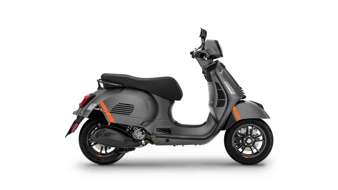 Vespa New GTS 300 HPE Super Sport