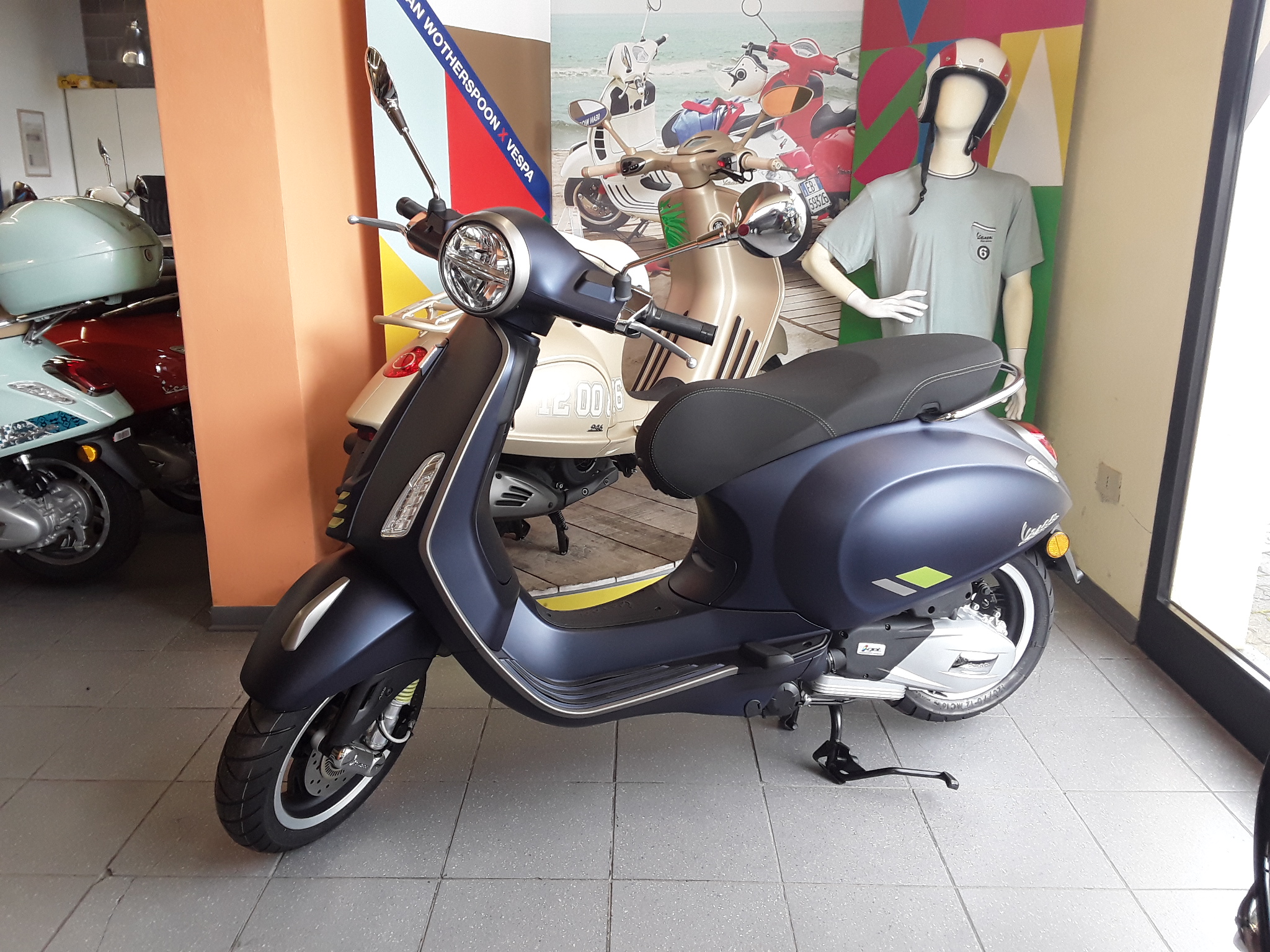 Vespa Primavera Tech 125 E5+ km0