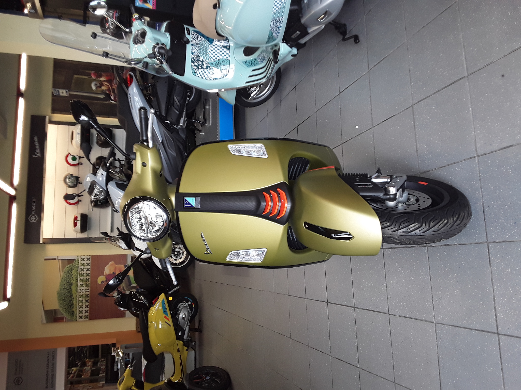 Vespa GTS 300 Super Sport hpe ABS