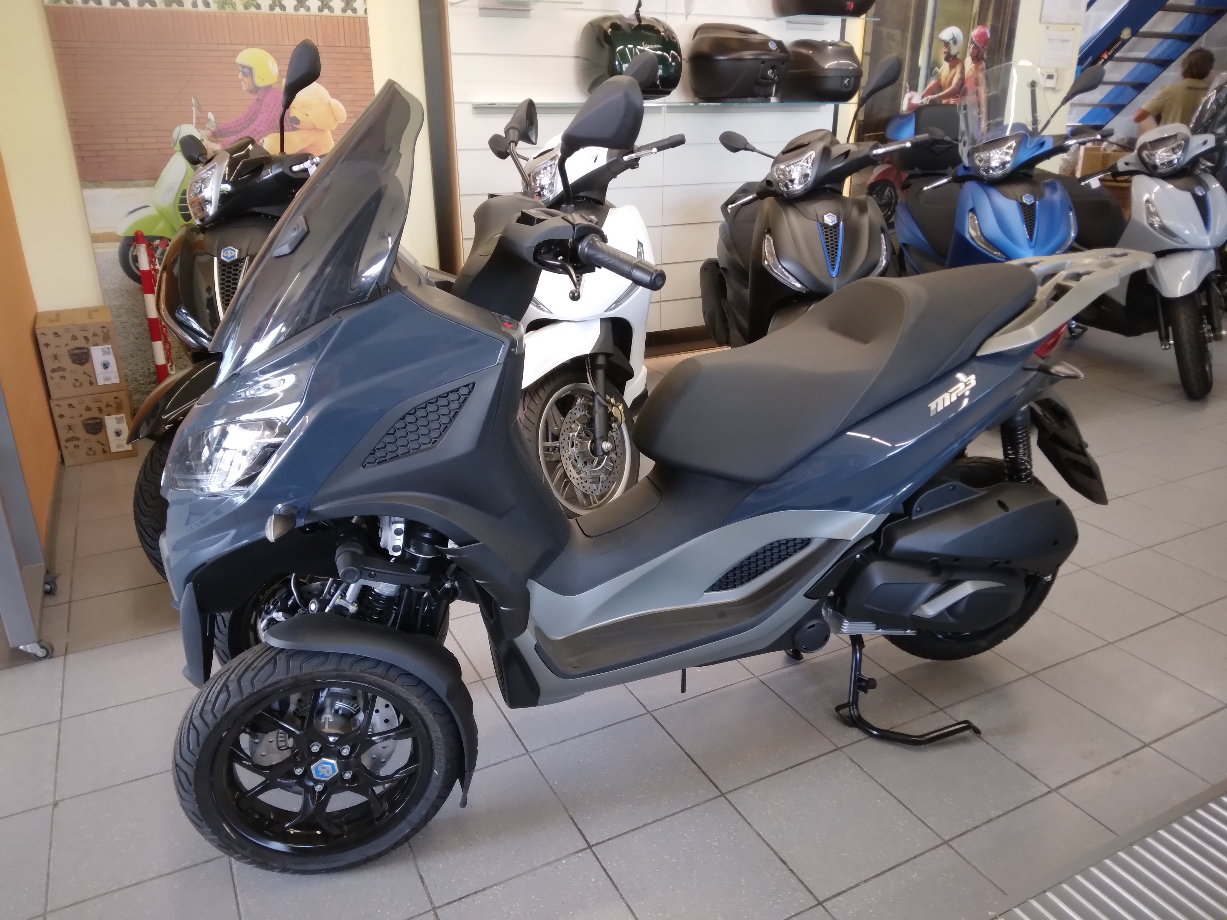 PIAGGIO MP3 310 HPE 2025, KM0