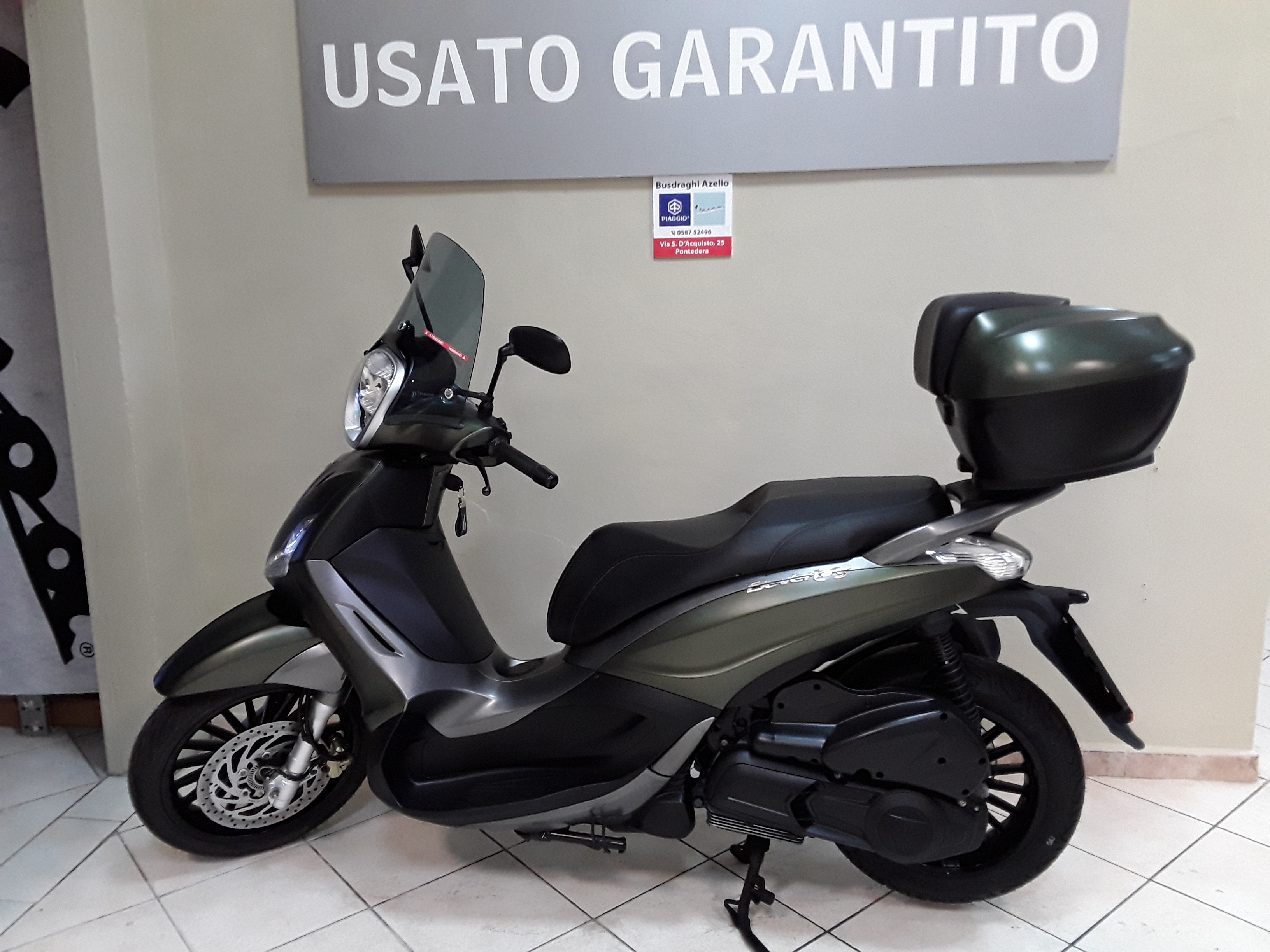 Piaggio Beverly 300 i.e ABS verde 