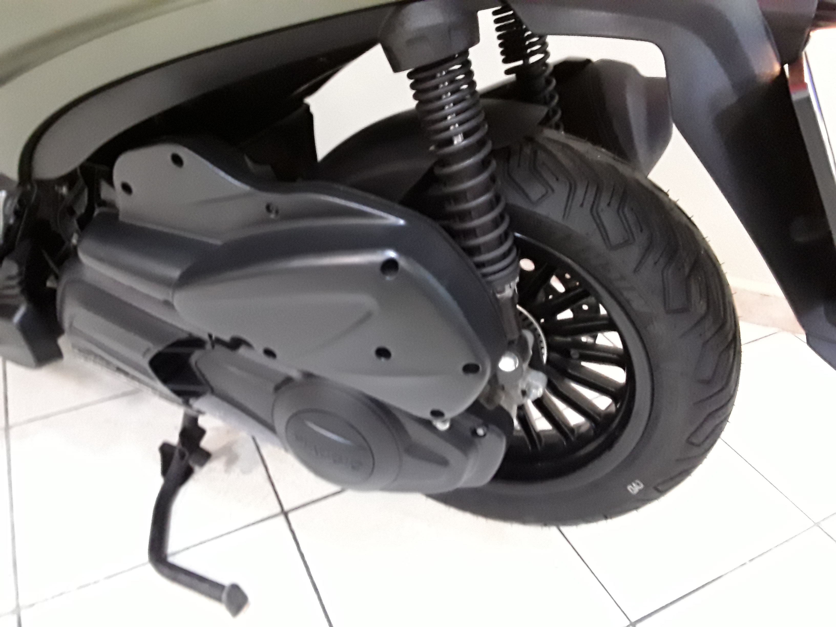 Piaggio Beverly 300 i.e ABS verde 