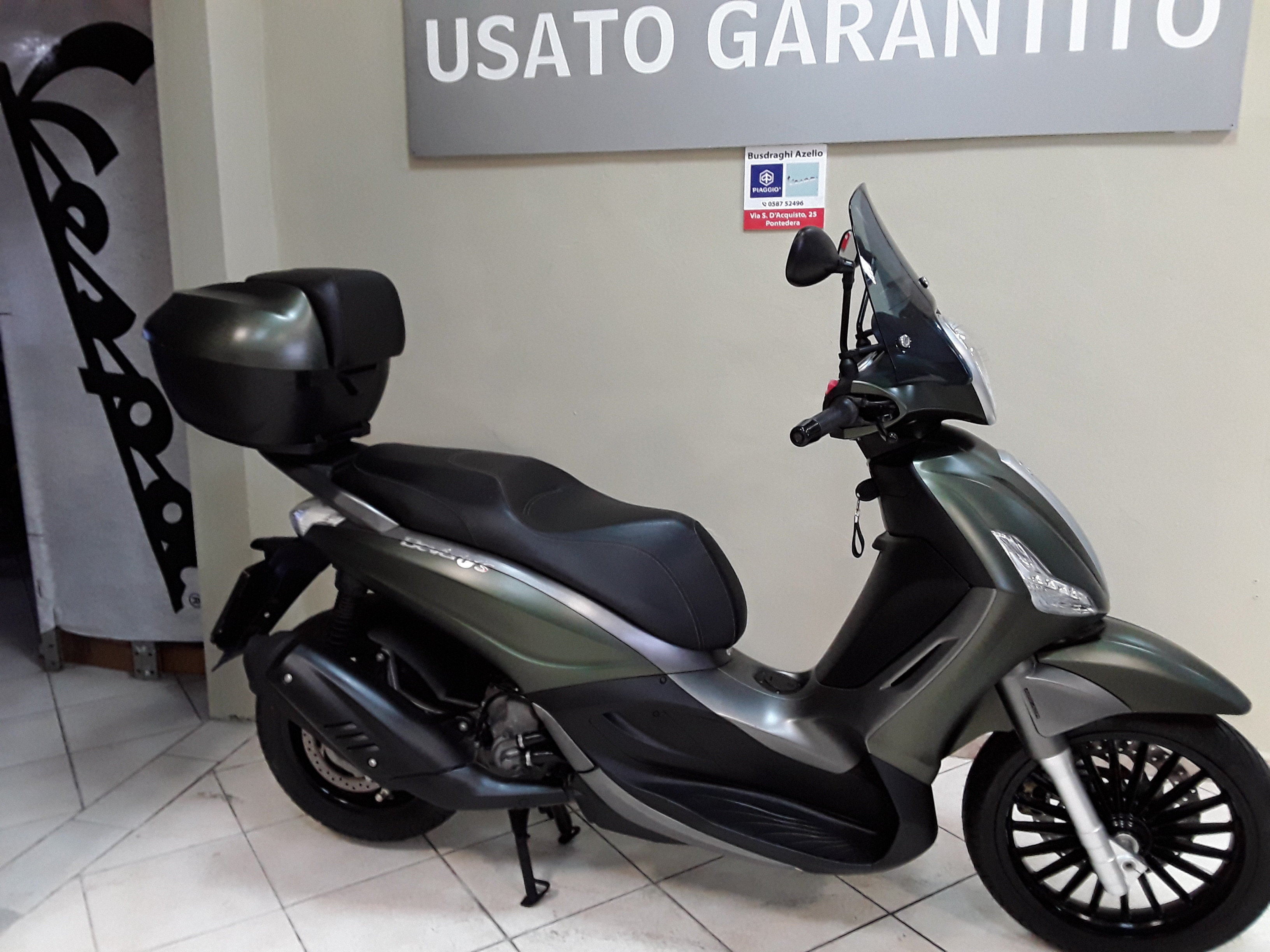 Piaggio Beverly 300 i.e ABS verde 