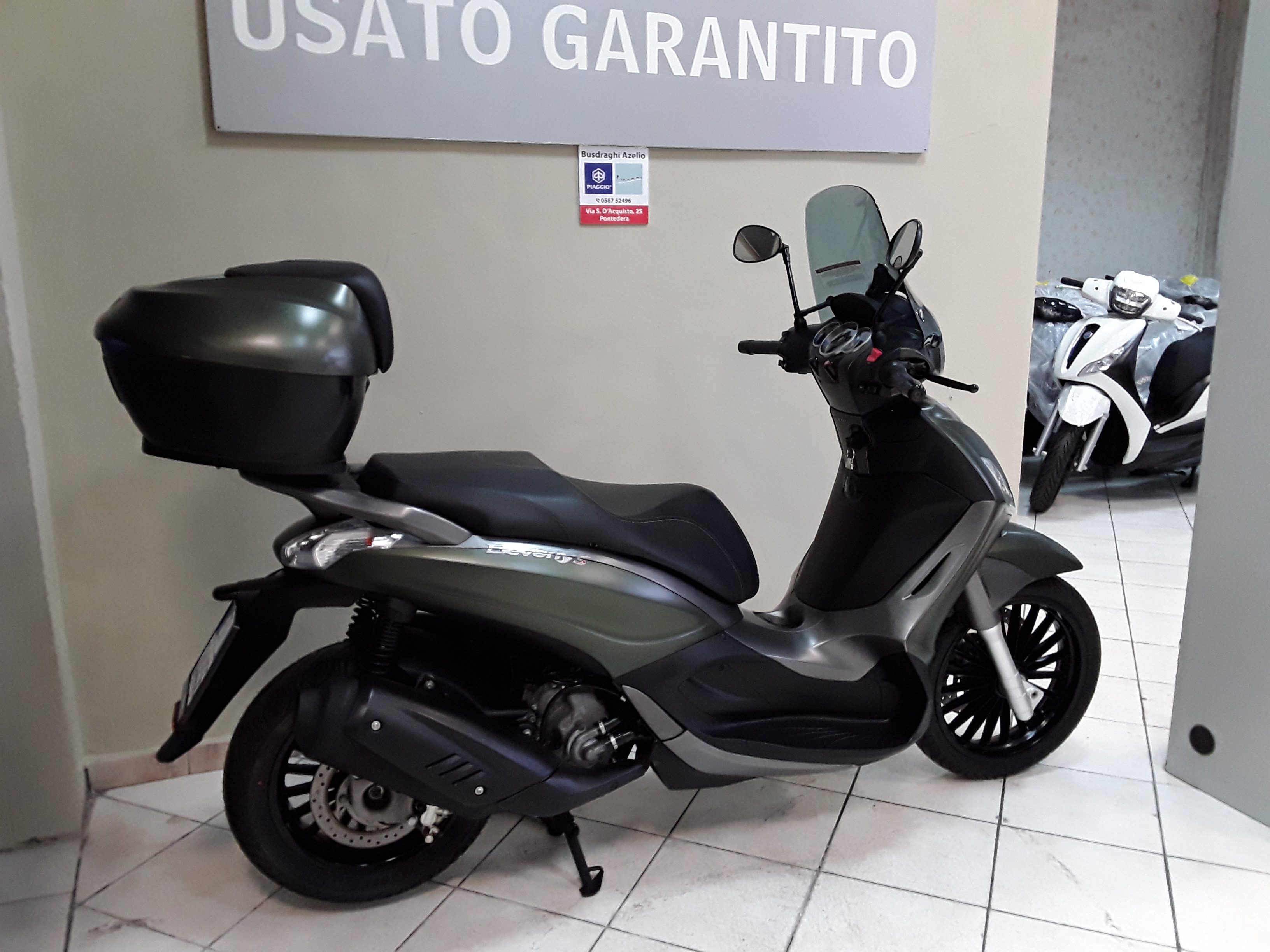 Piaggio Beverly 300 i.e ABS verde 