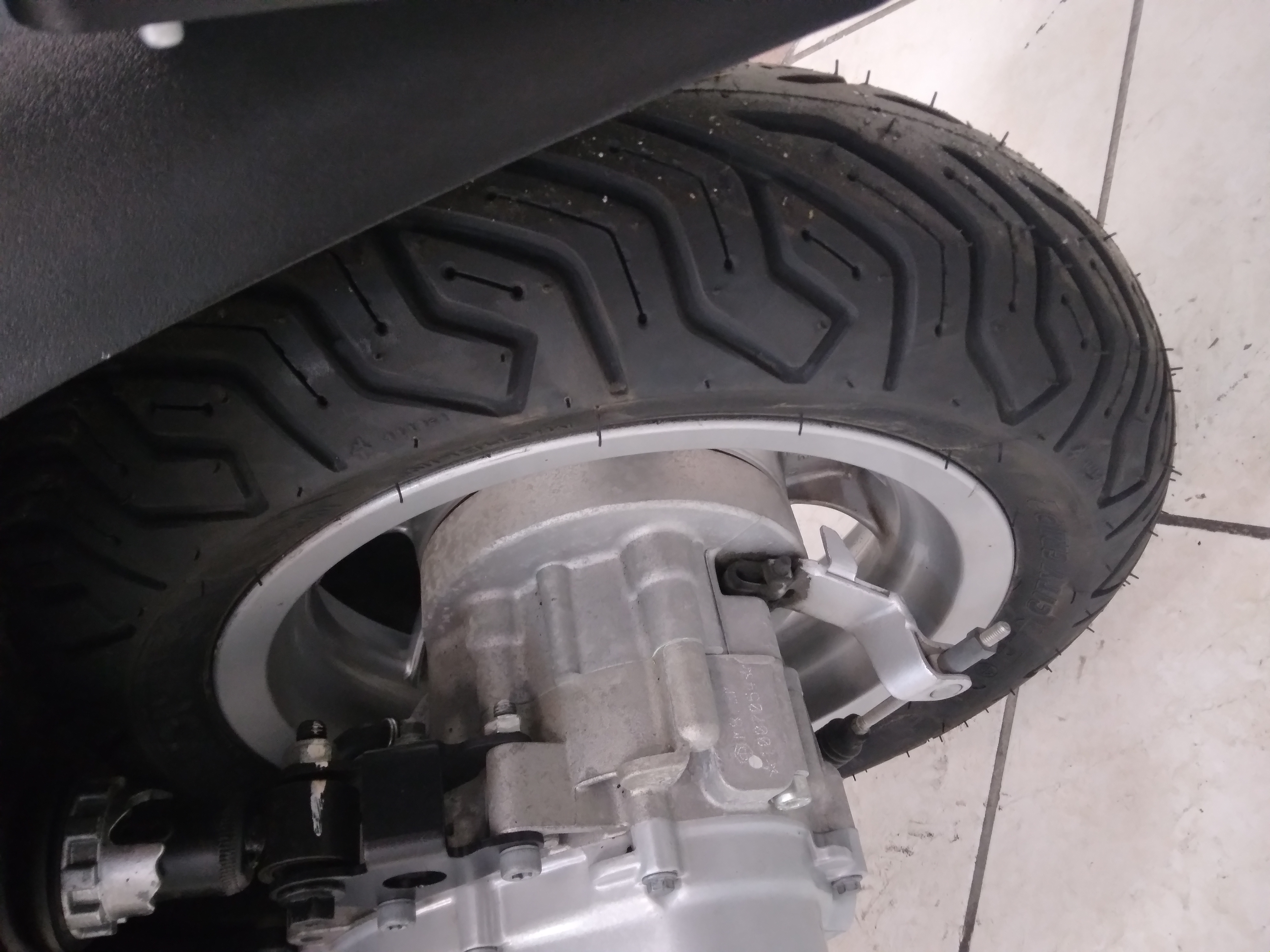 Vespa Primavera 150 3V i.e , bianca, 2015