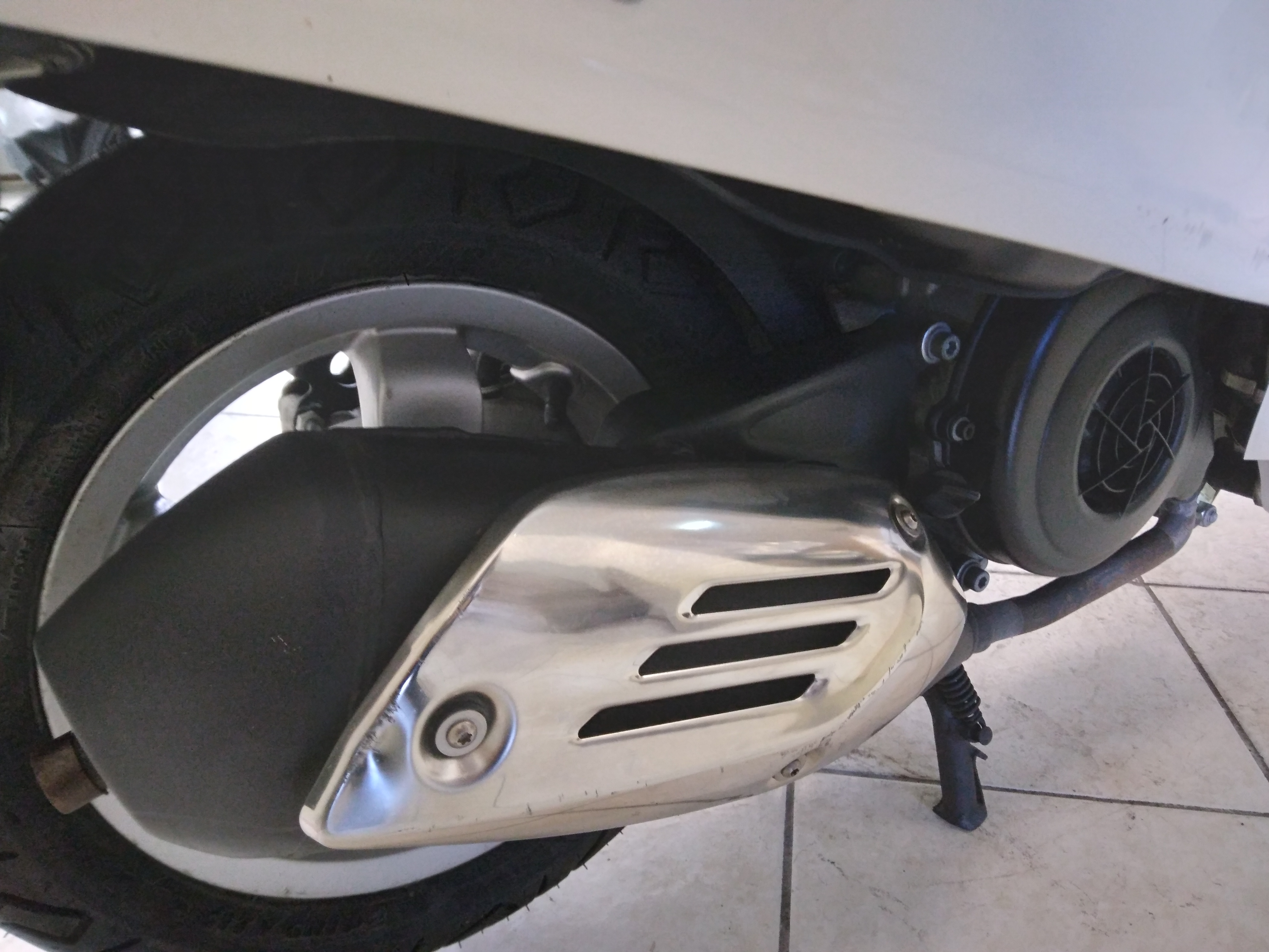 Vespa Primavera 150 3V i.e , bianca, 2015