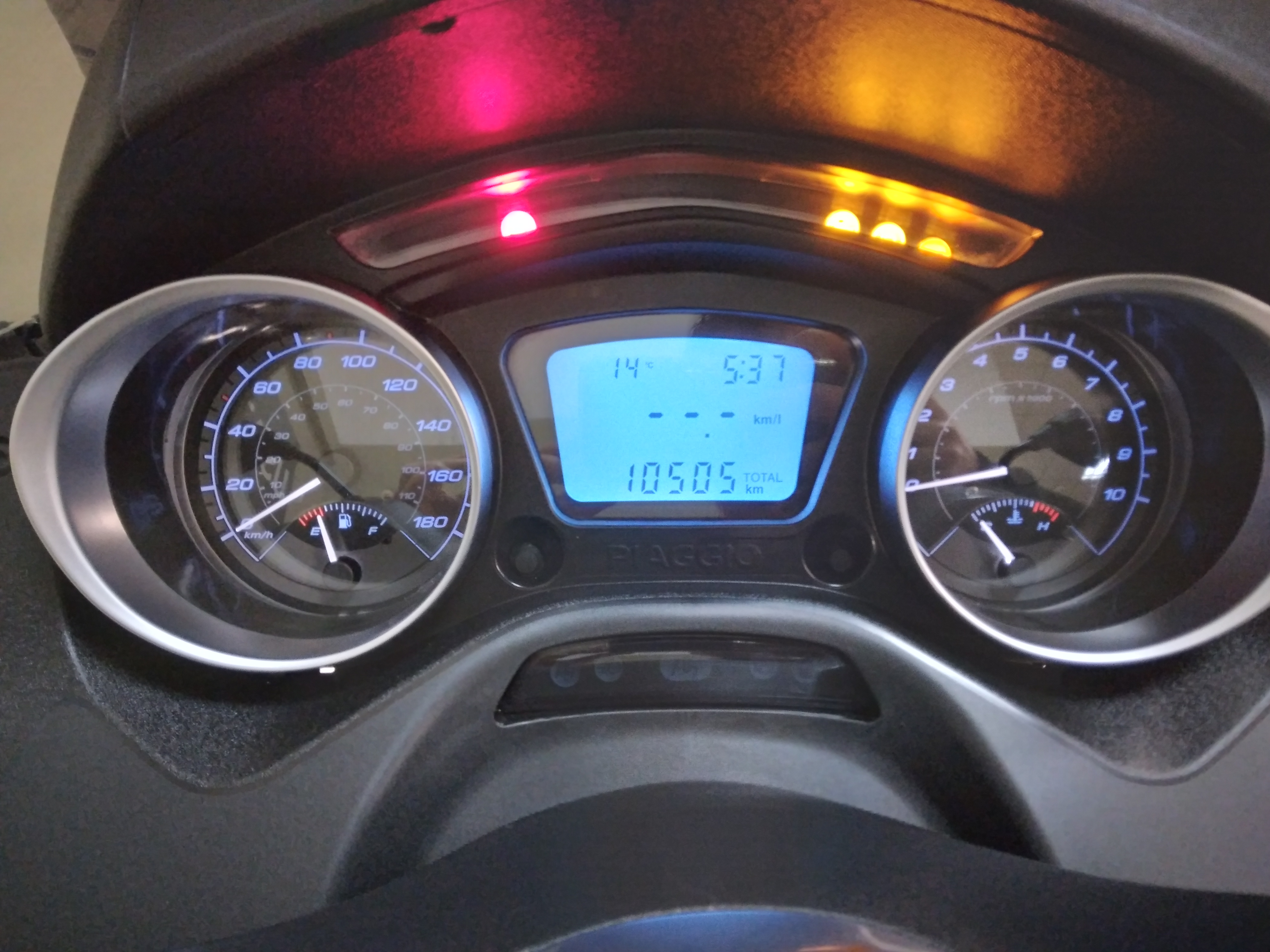 Piaggio mp3 300 hpe, 2022, nero, 10505km