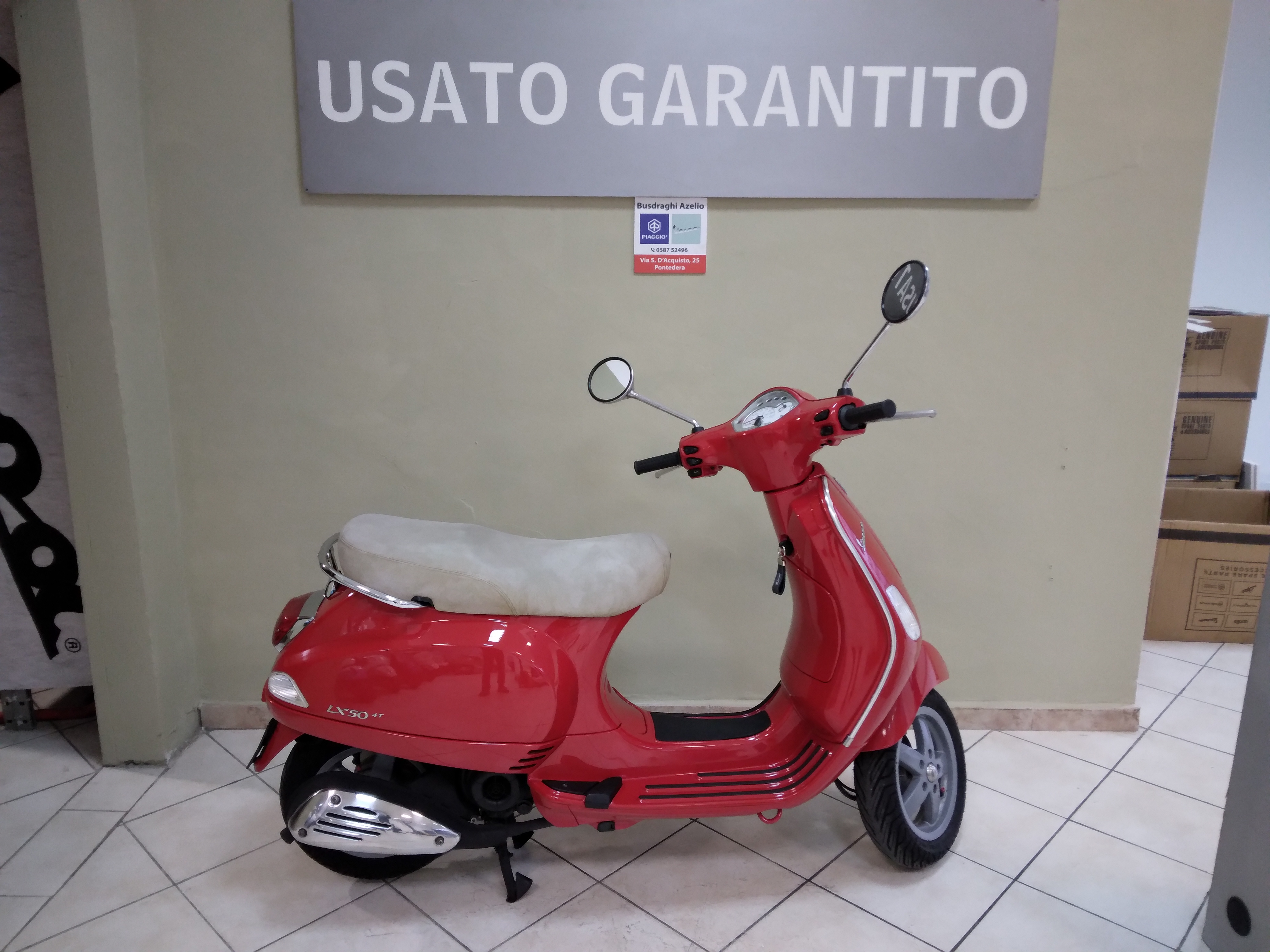 Vespa LX 50 4T, rossa, 2006, 27900km