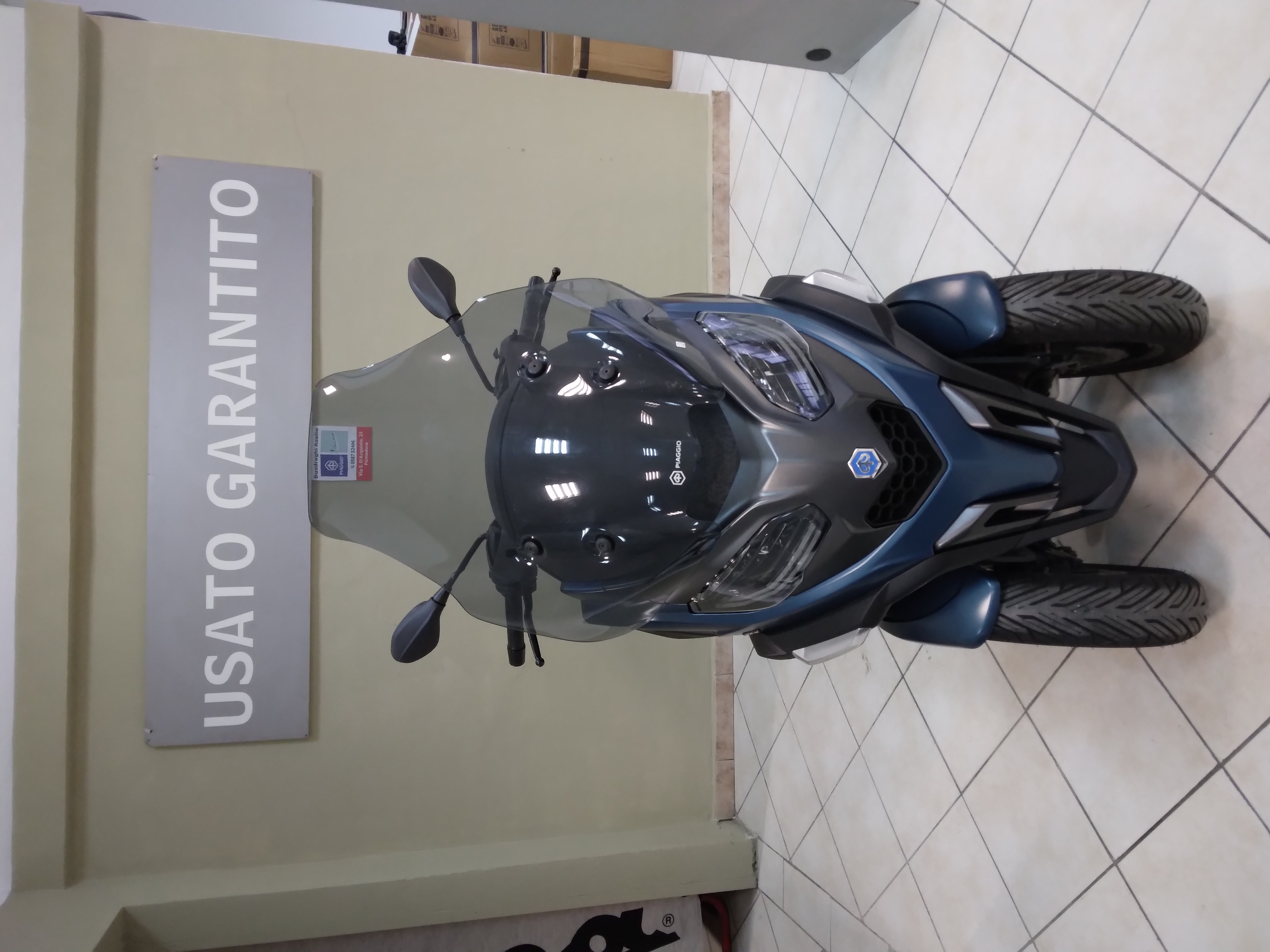 PIAGGIO MP3 530, 2023, blu, 9800km.