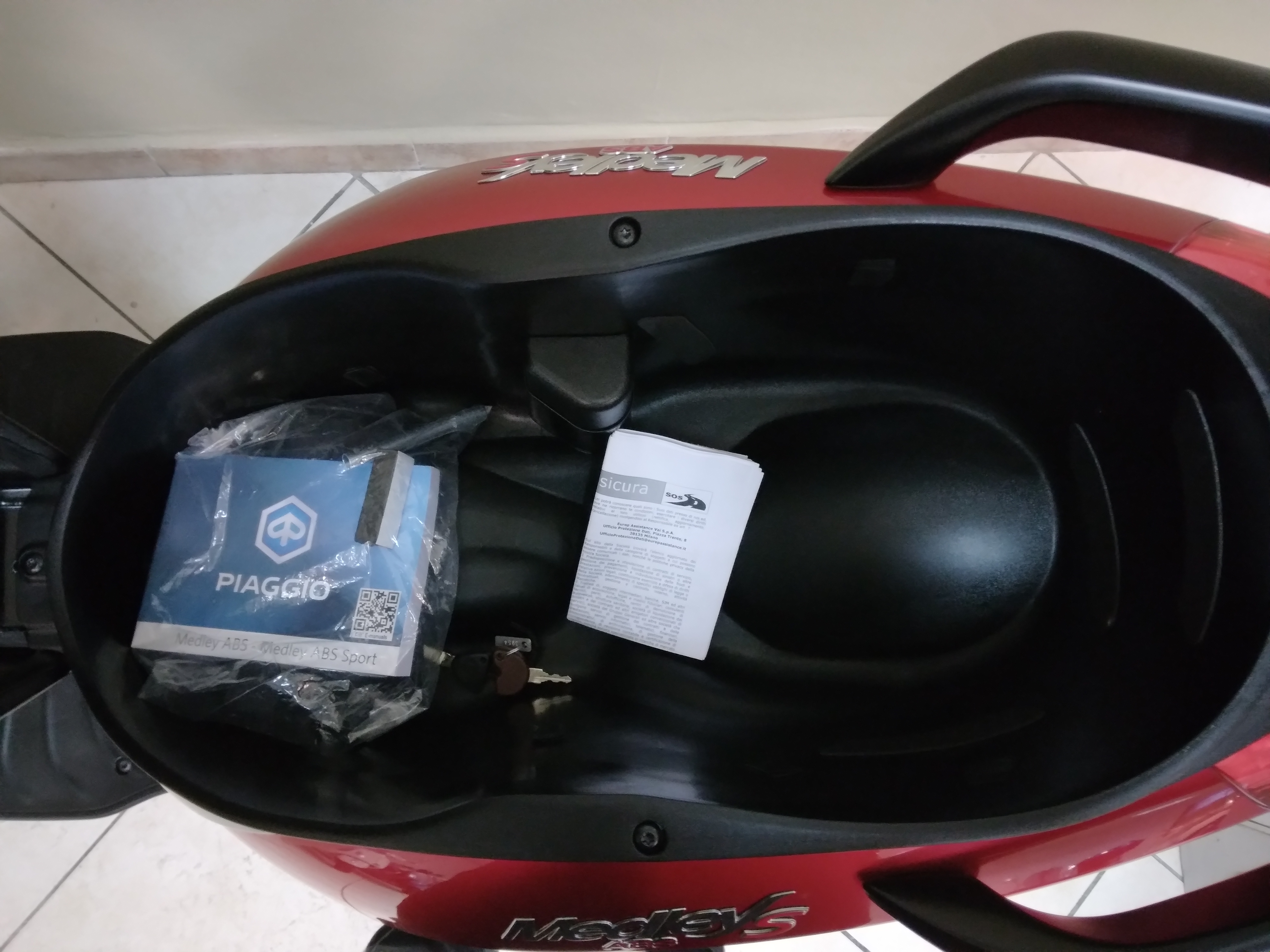 Piaggio Medley 125 ABS, rosso, 2024, 11886km