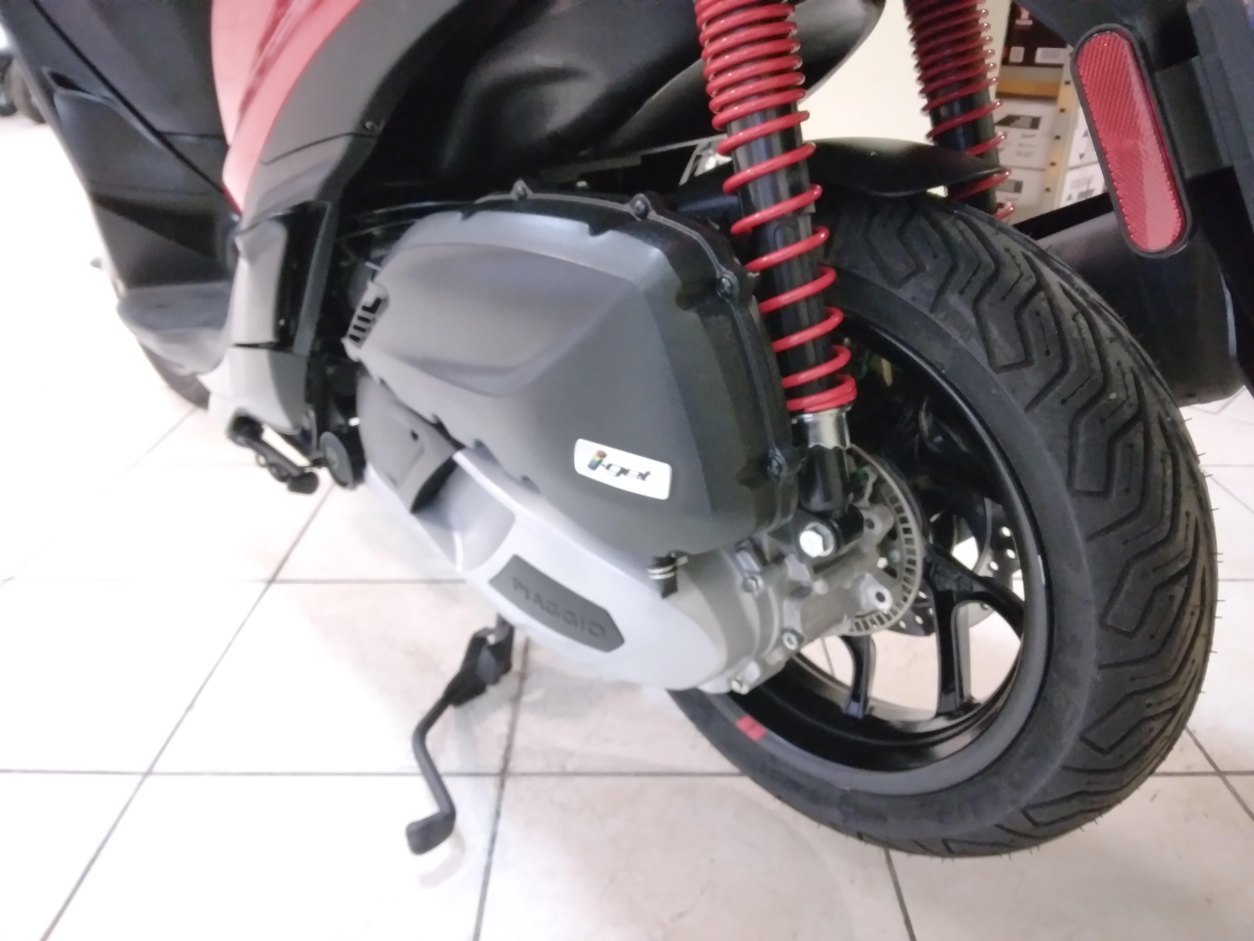 Piaggio Medley 125 ABS, rosso, 2024, 11886km