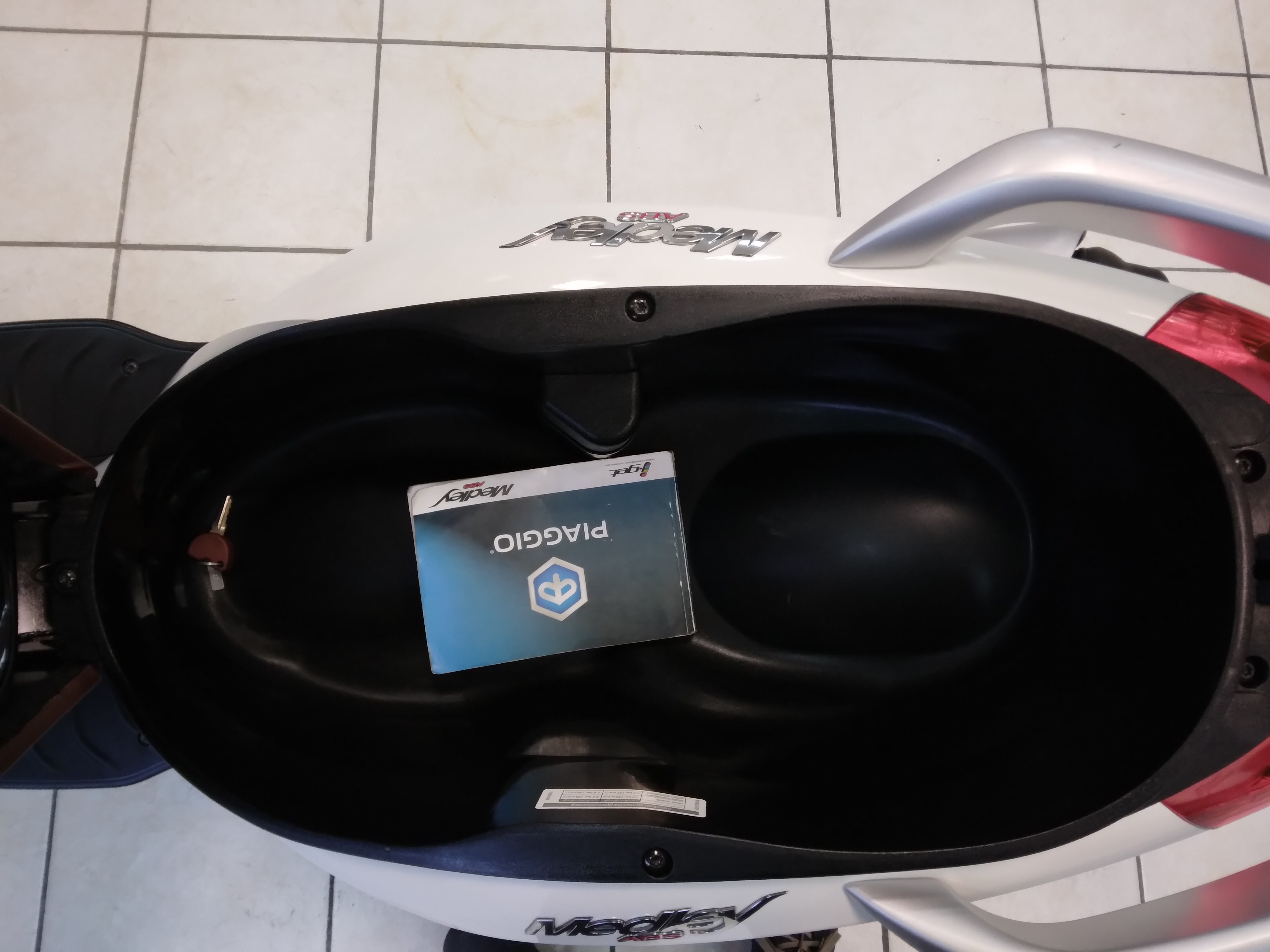 Piaggio Medely 150 ABS, bianco, 2016, 32473km