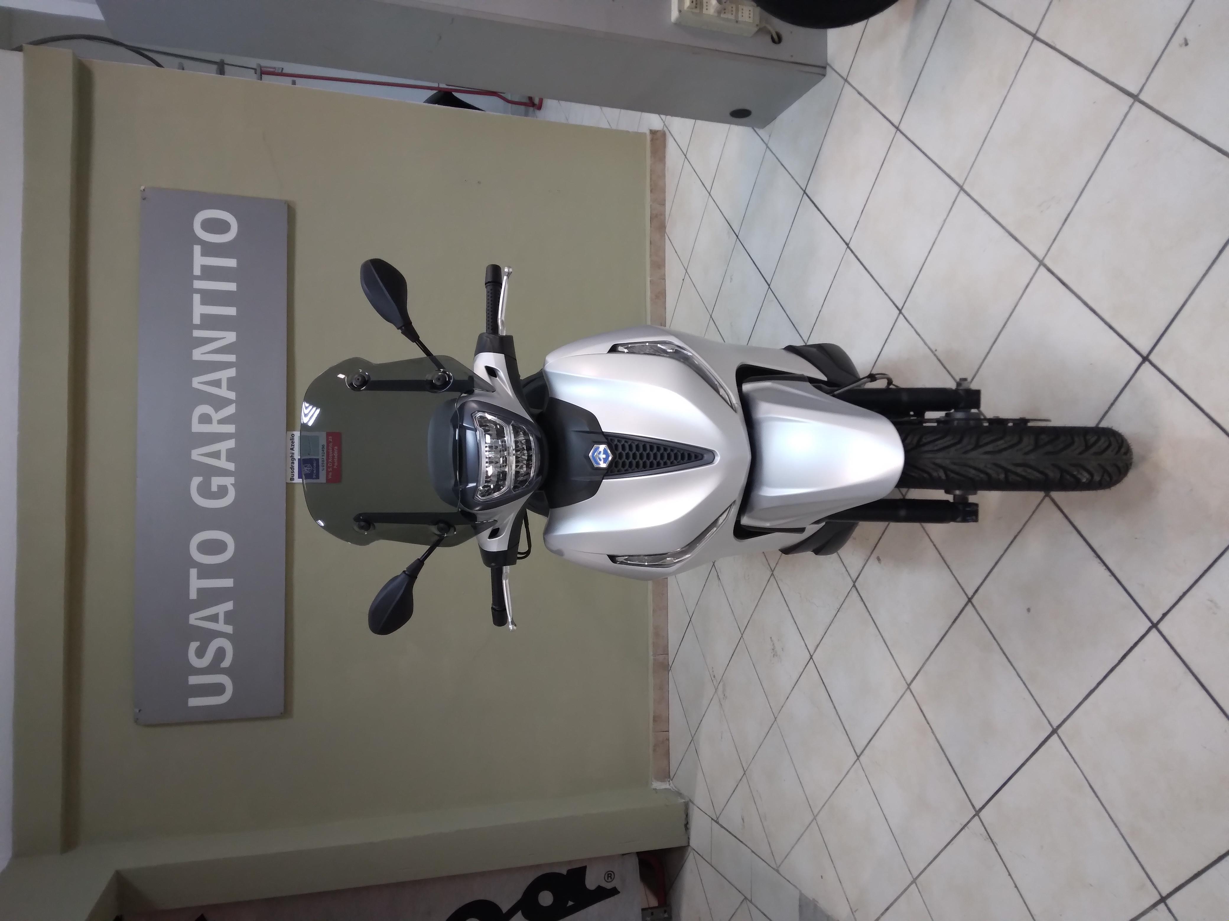 Piaggio Beverly 300 S, argento cometa, 2024