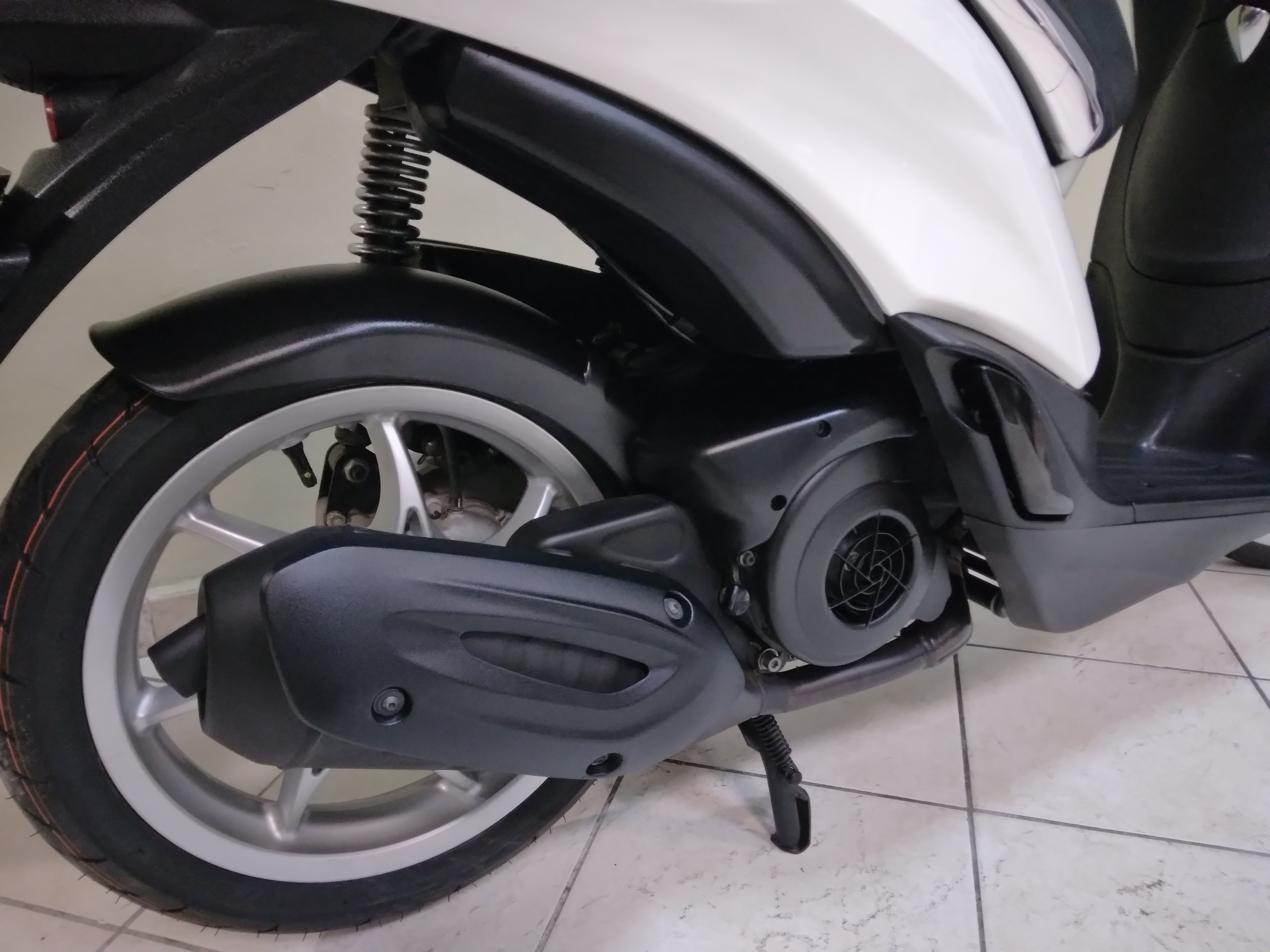 Piaggio Liberty 150 ABS, bianco luna, e5, 16058km