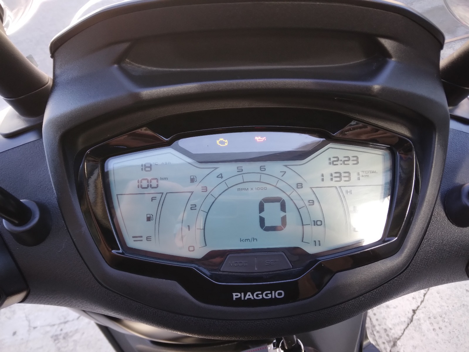 Piaggio Beverly 300, 2024, nero meteora