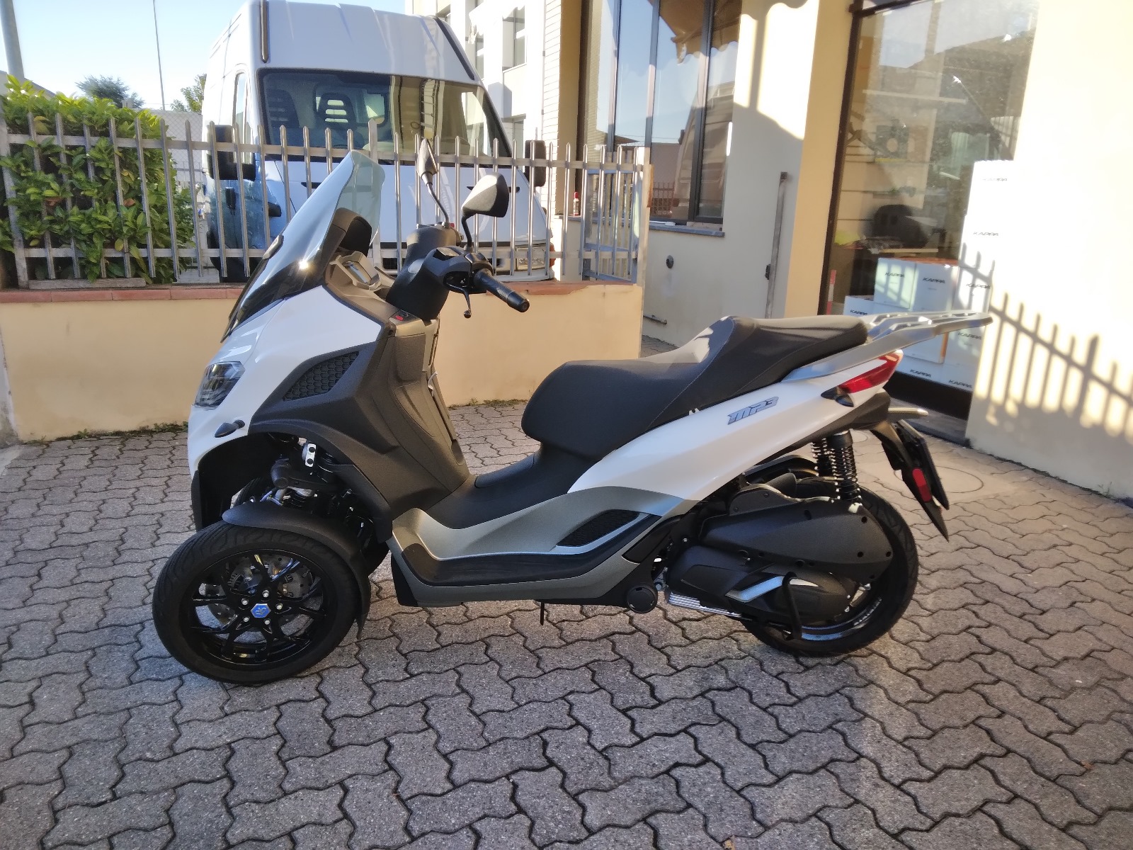 PIAGGIO MP3 310 HPE 2025, KM0