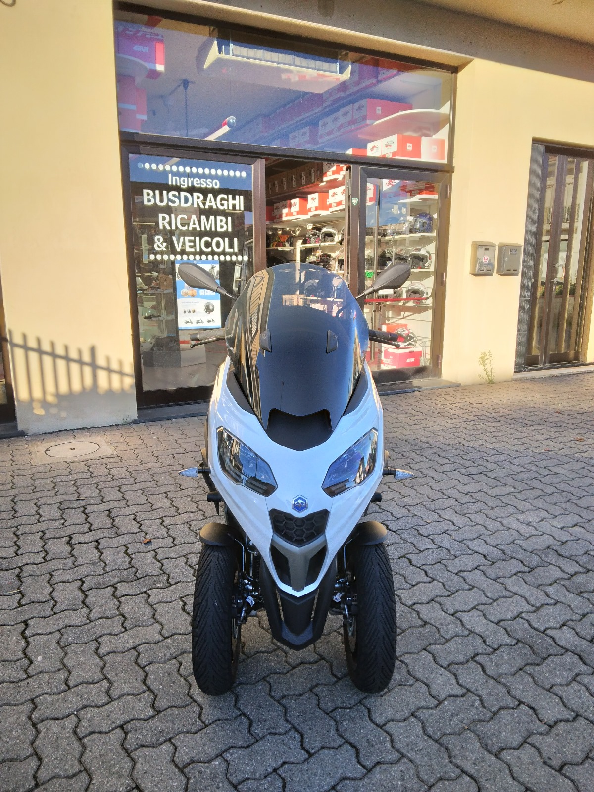 PIAGGIO MP3 310 HPE 2025, KM0