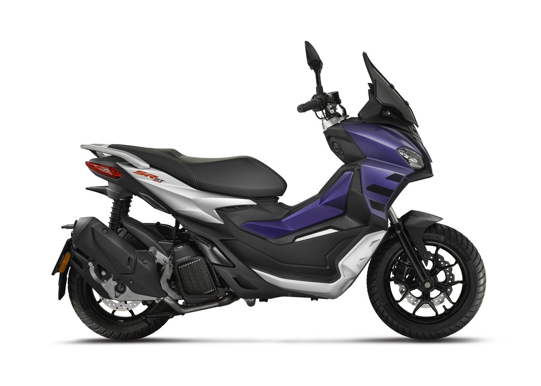 SR GT 200